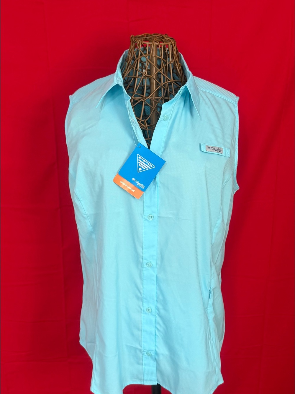 Columbia Light Blue women’s Sleeveless Button-Down Shirt
